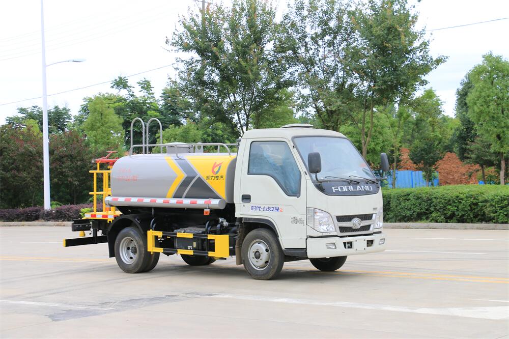 3噸灑水車(chē)-凱力福田小卡2國(guó)六3立方藍(lán)牌灑水車(chē)廠家價(jià)格