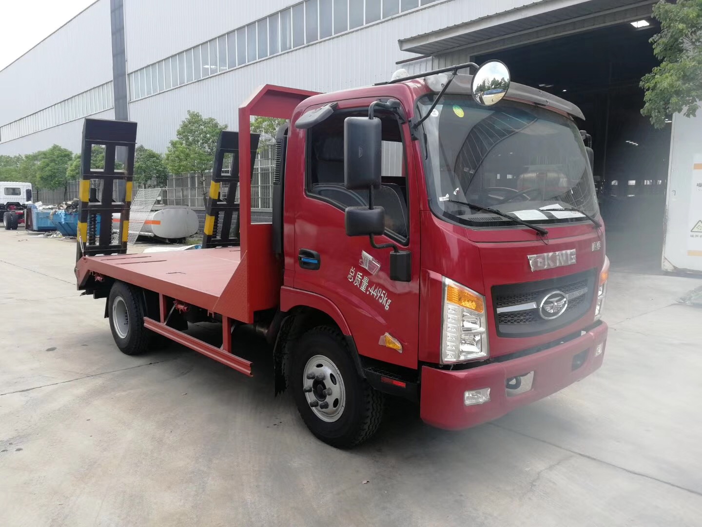 湖北大運4100軸距，玉柴160馬力