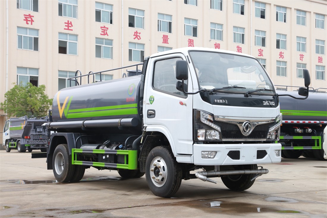 5噸灑水車(chē)-旺龍東風(fēng)多利卡國(guó)六5立方灑水車(chē)