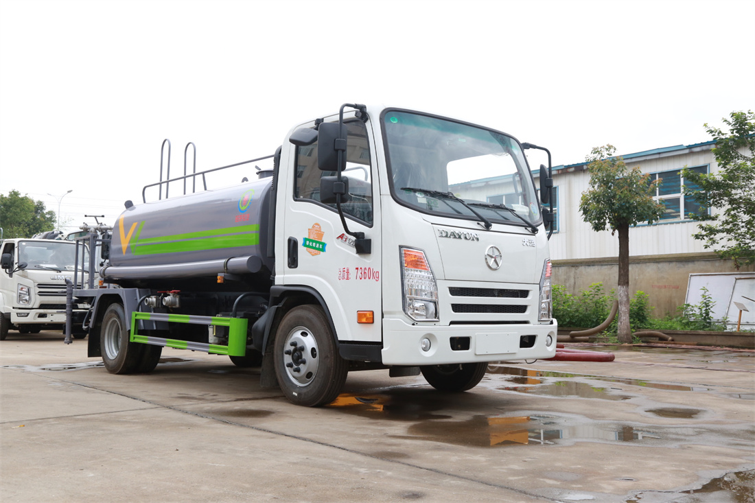 5噸灑水車(chē)-湖北旺龍大運(yùn)國(guó)六5立方灑水車(chē)廠家價(jià)格